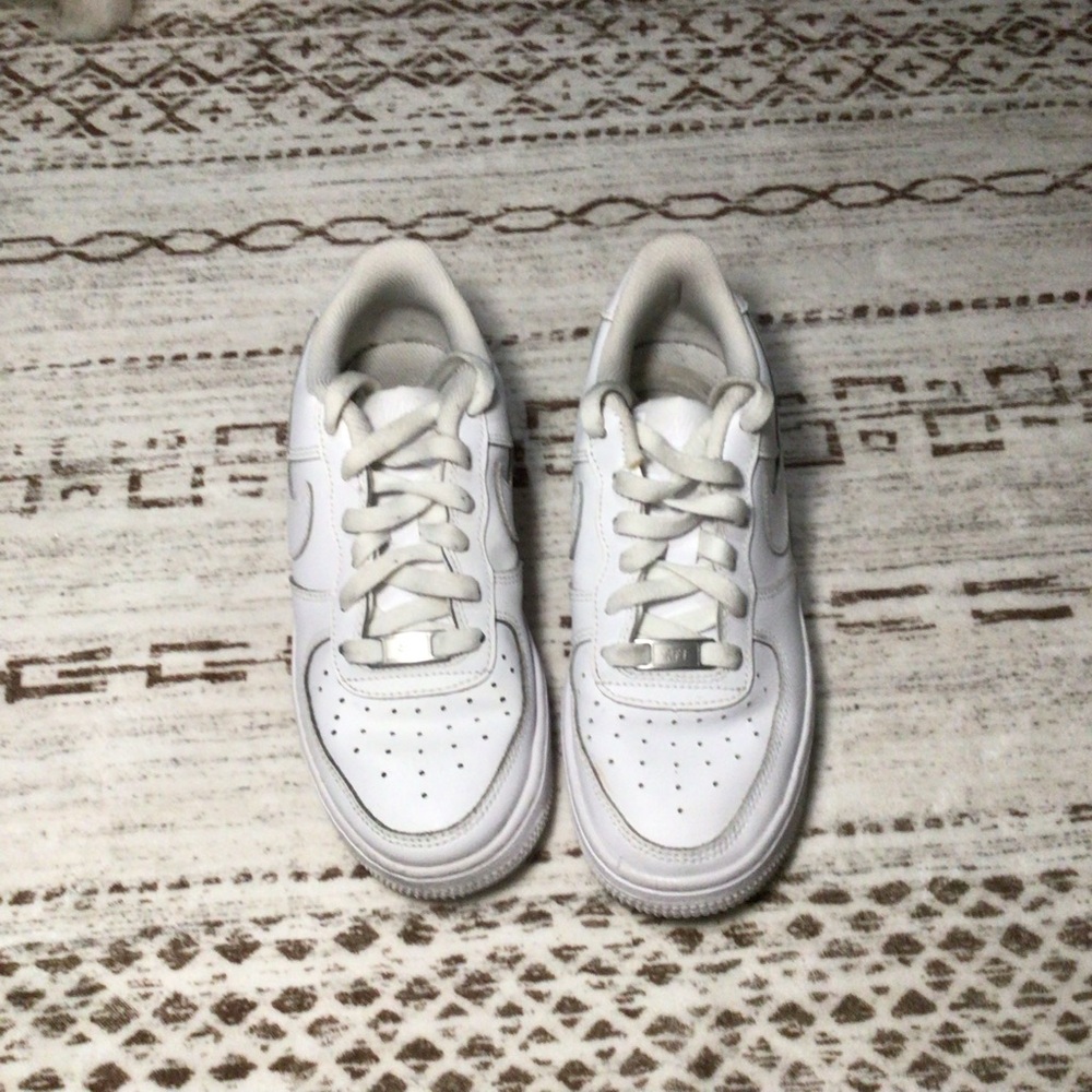 Nike White Air Force 1